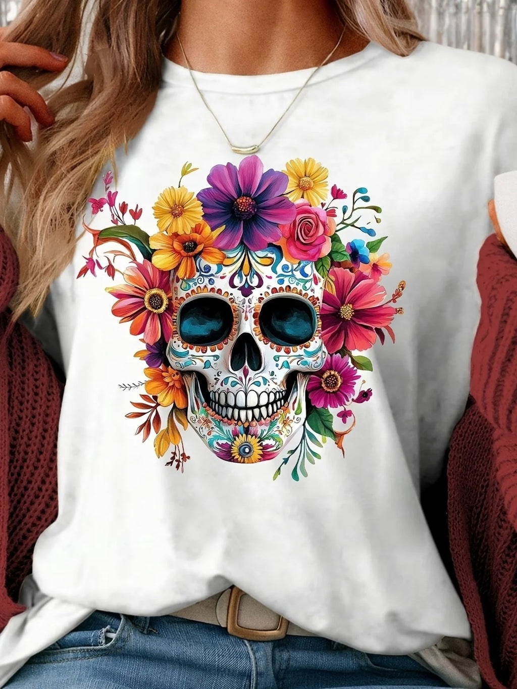 T-Shirt Donna Gothic con Stampa Teschio e Rose, Scollo Tondo, Manica Corta – Stile Dark Estivo