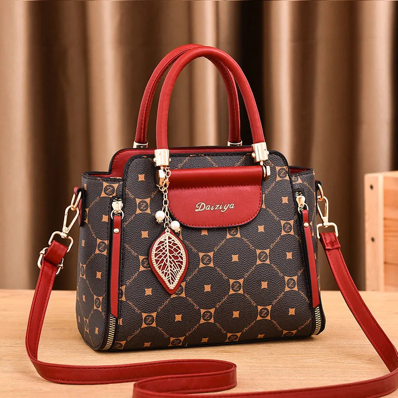 Borsa a Spalla Stampata da Donna – Capiente e Versatile